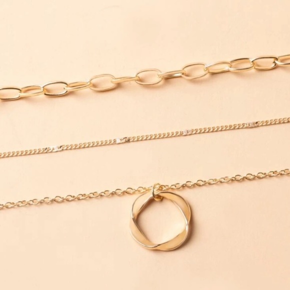 Gold Layered Chain Necklace with Circle Pendant - Picture 5 of 7
